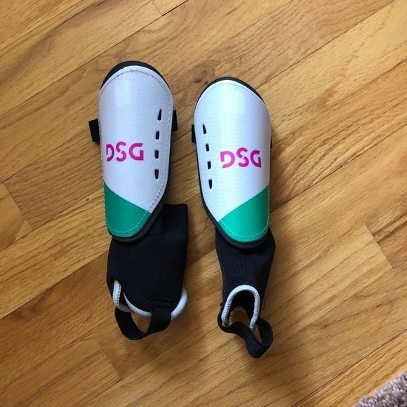 Youth Shinguards. NEW! - Picture 2 of 5